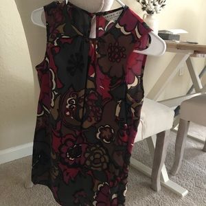 Gorgeous floral Trina Turk silk top